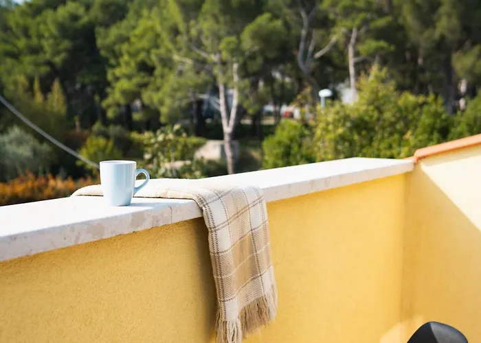 Lungomare * Πούλα